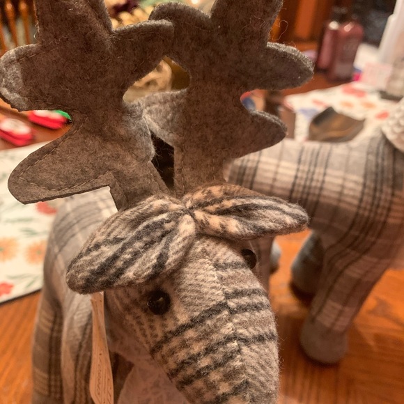 Flannel plush Reindeer Set of 2 🦌 - Picture 3 of 9